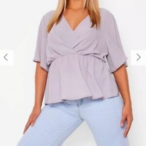 Boohoo size 18 angel sleeve blouse